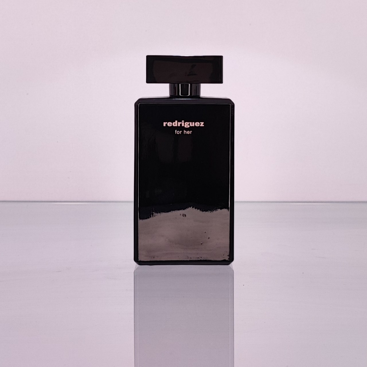 عطر ادکلن فرگرانس ورد زنانه نارسیسو رودریگز مشکی ردریگز فور هر باکس صورتی ادوپرفیوم